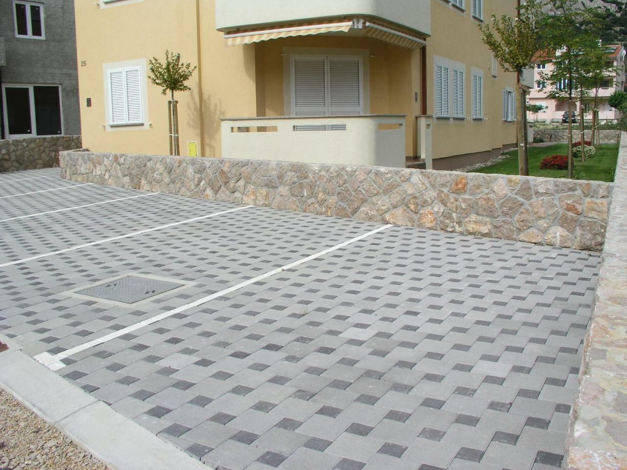 Villamarebaska Luaran gambar